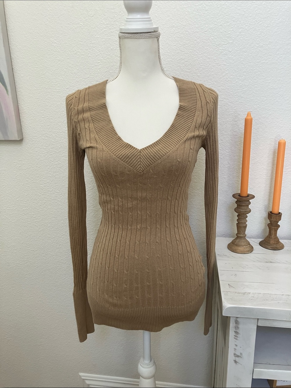 Y2k Express Women's V-Neck Cable Knit Sweater - Camel Brown